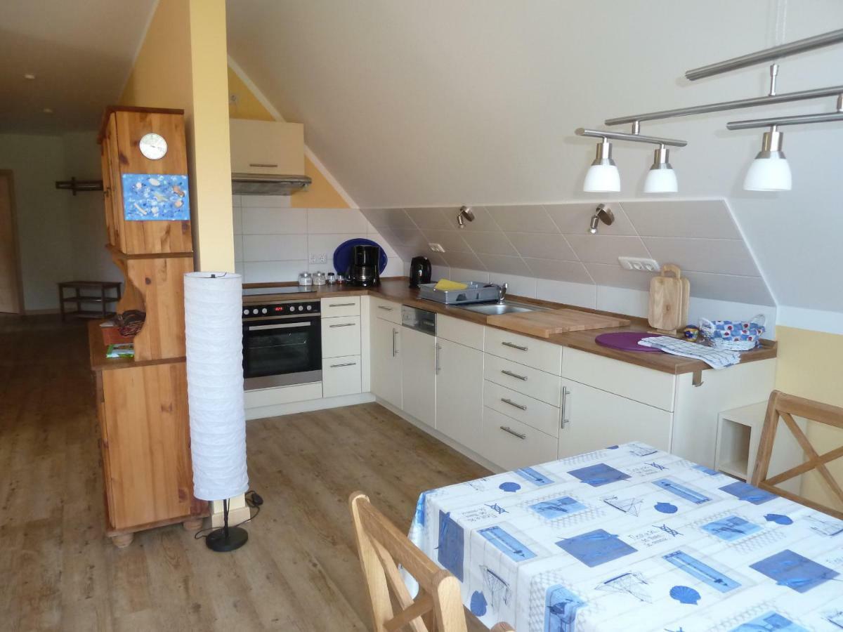 Ferienwohnung Thum Wustrow  Buitenkant foto